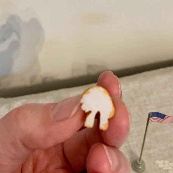 Lemax Summertime 4th of July Figurines "Lounging Around" #83370 Retired - Picture 7 of 7